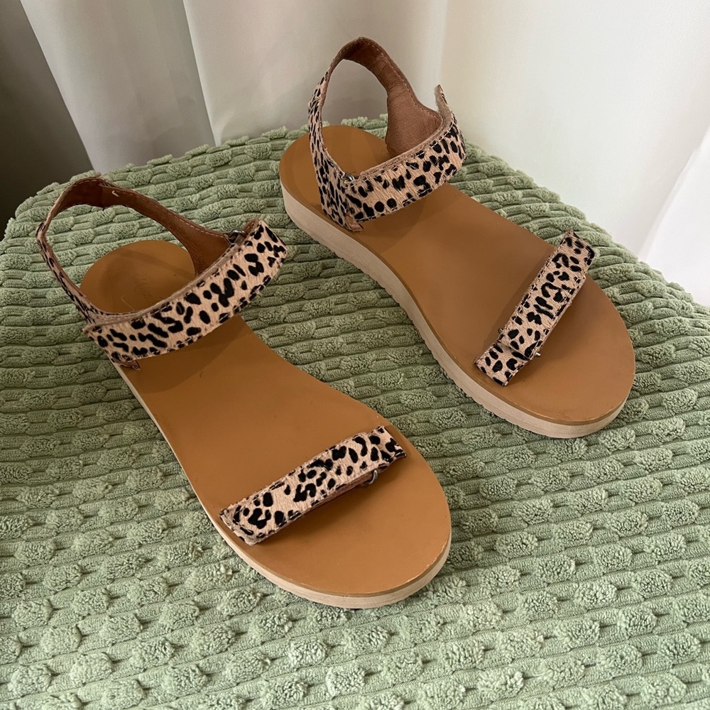 Madewell The Maggie Sandal in Spot Mix Leather Calf Hair Size‎ 9 Women's